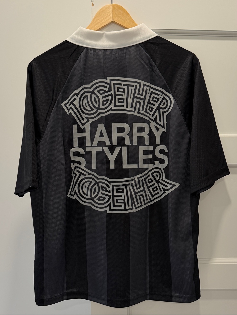 HARRY STYLES TOGETHER TOGETHER TOUR 2026 NYC MSG POP UP SHOP SOCCER JERSEY M - Picture 2 of 5